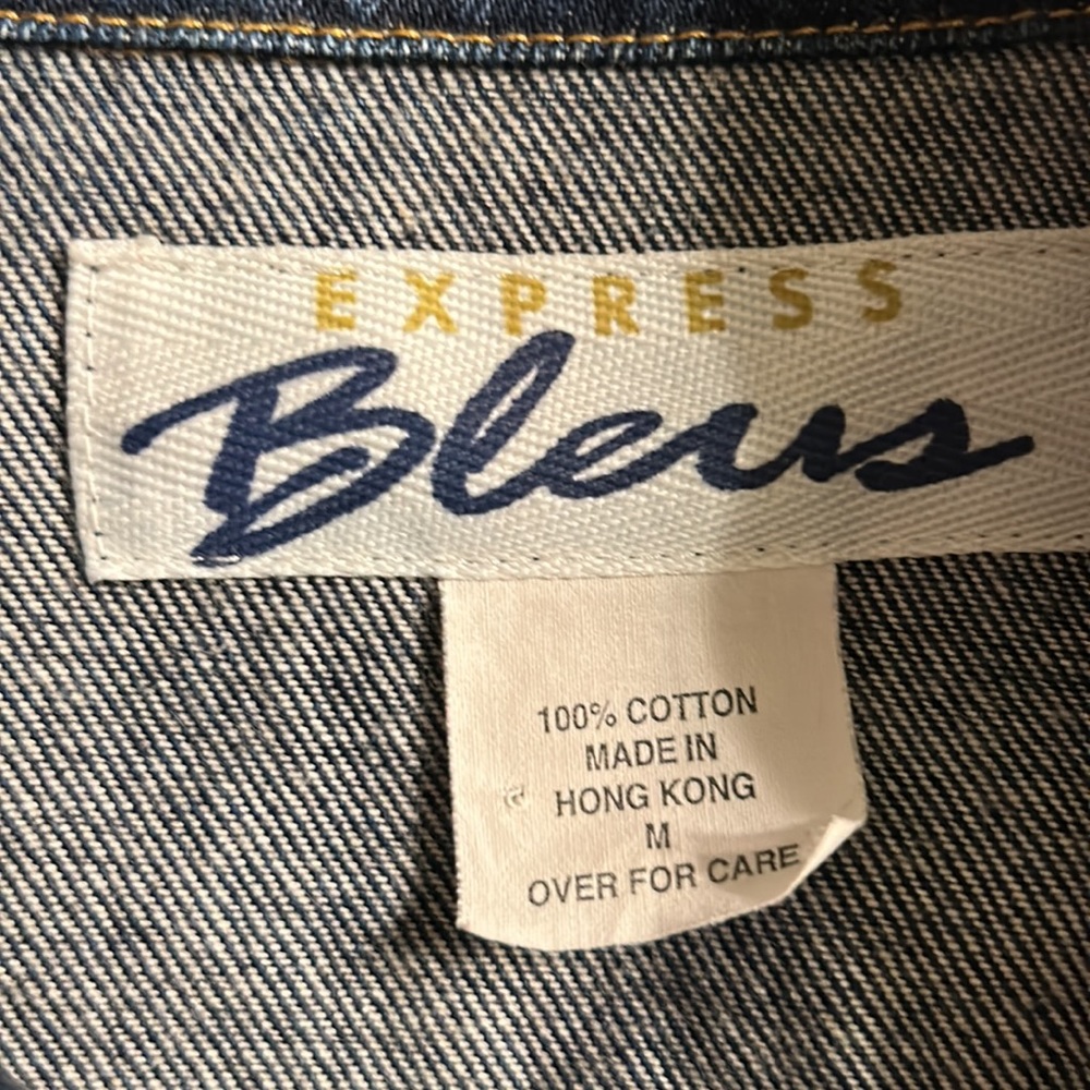 Missy size. M Jean jacket - Picture 5 of 8